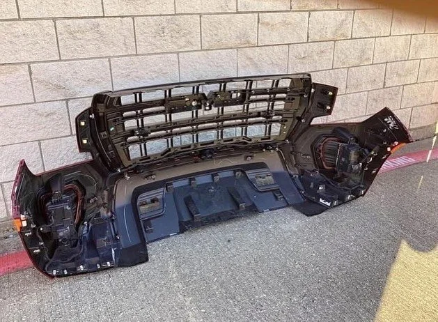 2022 GMC Yukon Front Bumper and Grill for Sale - Image 2