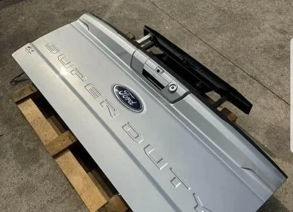 2023-2024 Ford F-250/F-350 OEM Tailgate with Camera and Step for Sale