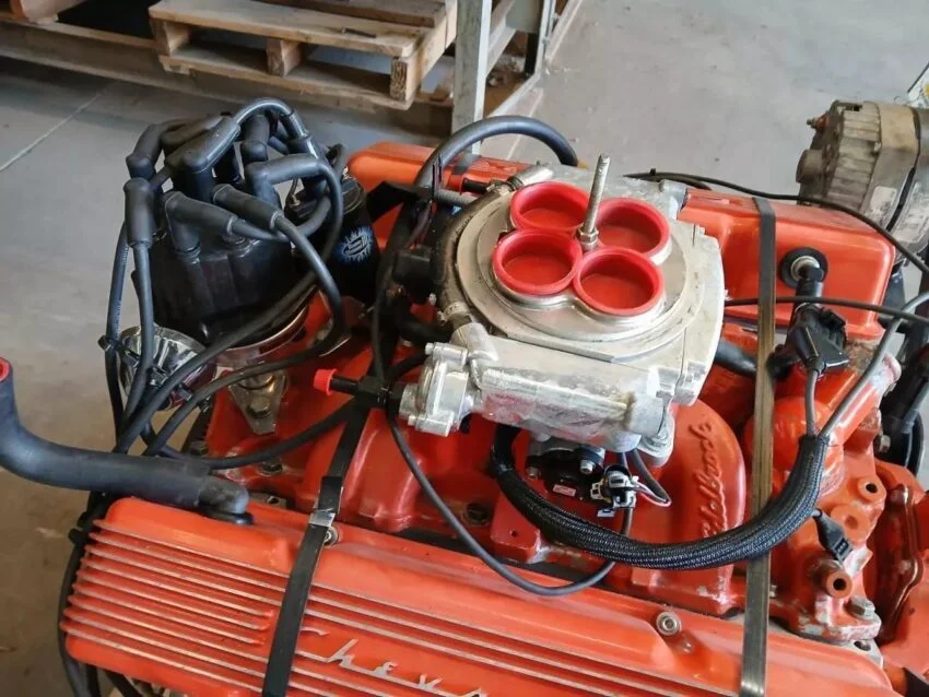 5.7L 4-Bolt Main Chevy 350 Engine Assembly with Performance Mods 92k Miles - Image 2