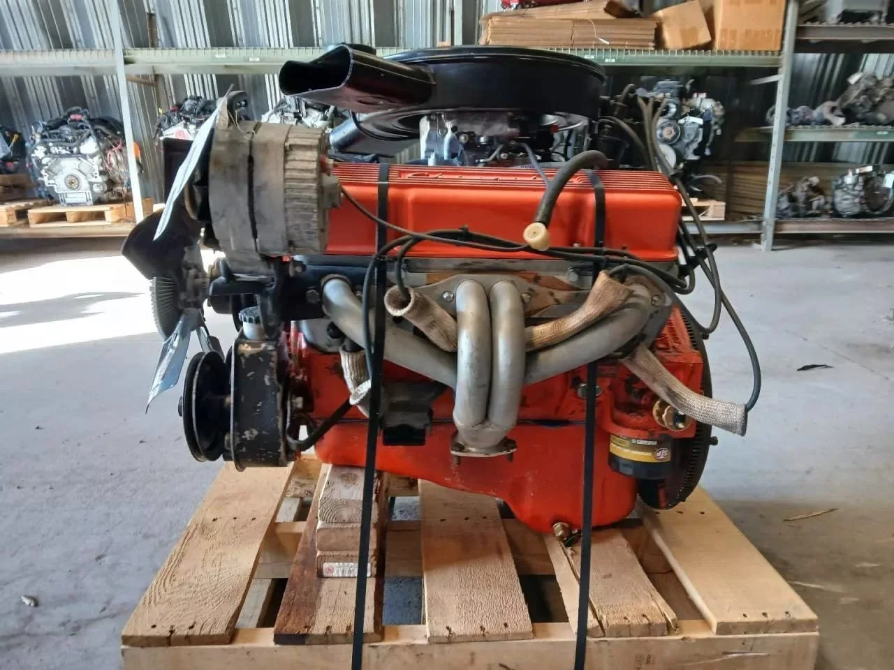 5.7L 4-Bolt Main Chevy 350 Engine Assembly with Performance Mods 92k Miles - Image 6